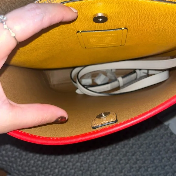 Colorful Coach bucket bag - Picture 5 of 6